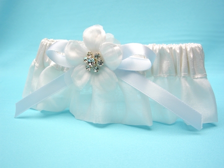 Silk Flower Garter with Flower Crystal